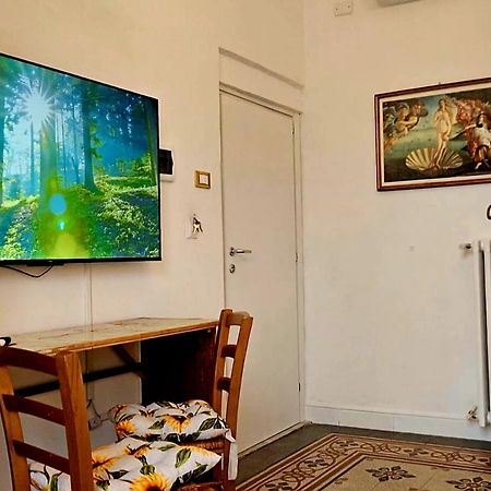 Venere Supercentral B&B フィレンツェ エクステリア 写真