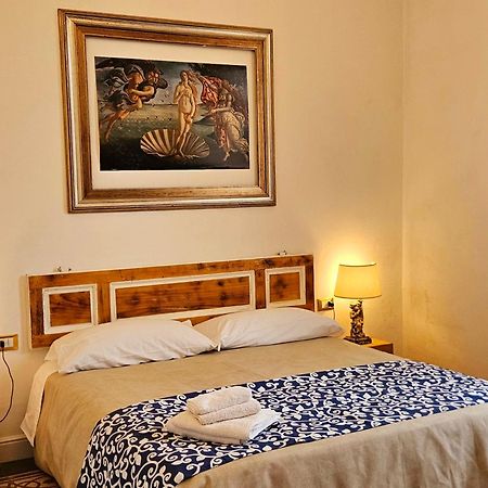 Venere Supercentral B&B フィレンツェ エクステリア 写真