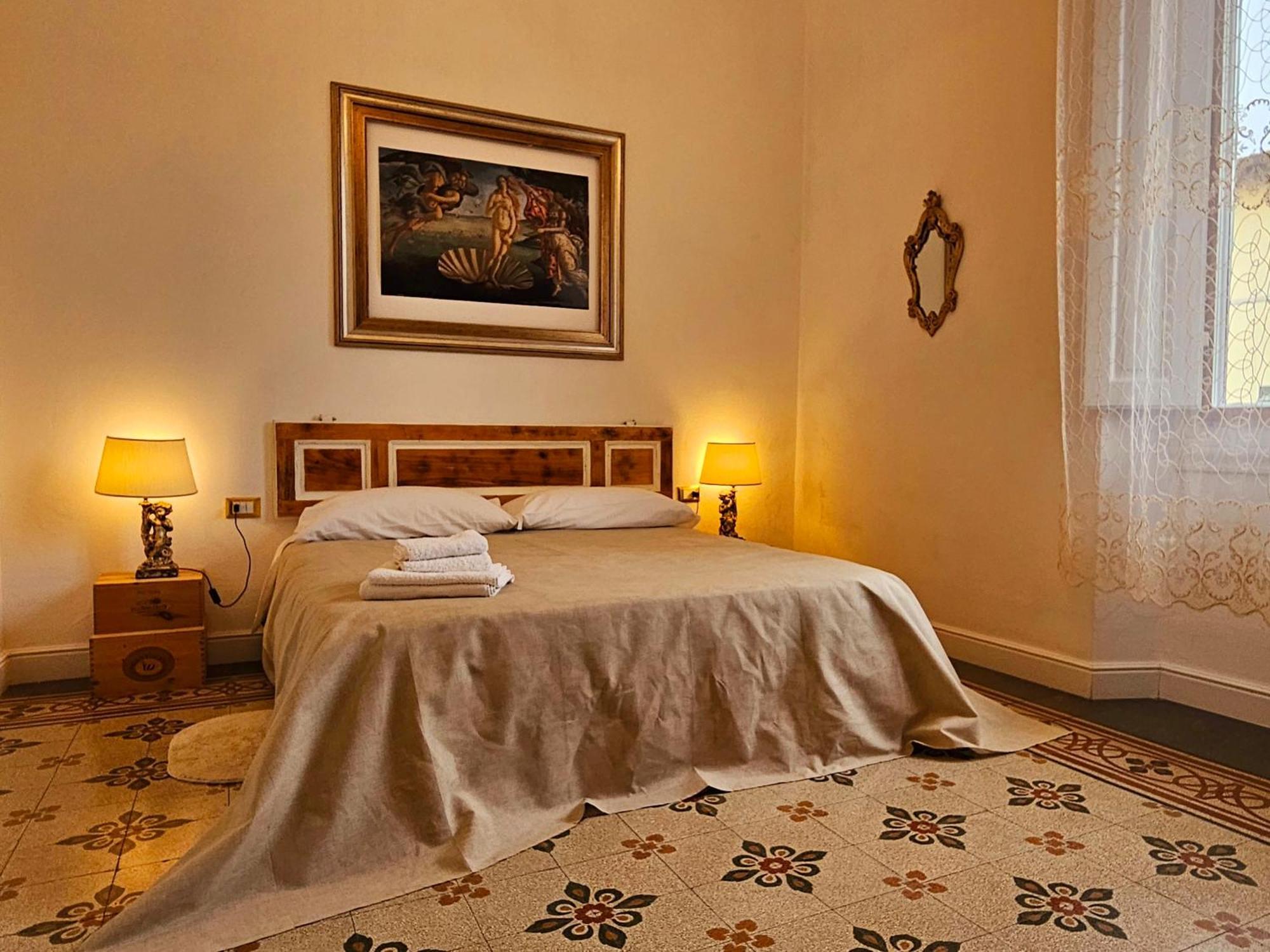 Venere Supercentral B&B フィレンツェ エクステリア 写真
